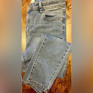 Woman’s I & M high rise skinny jeans size 13